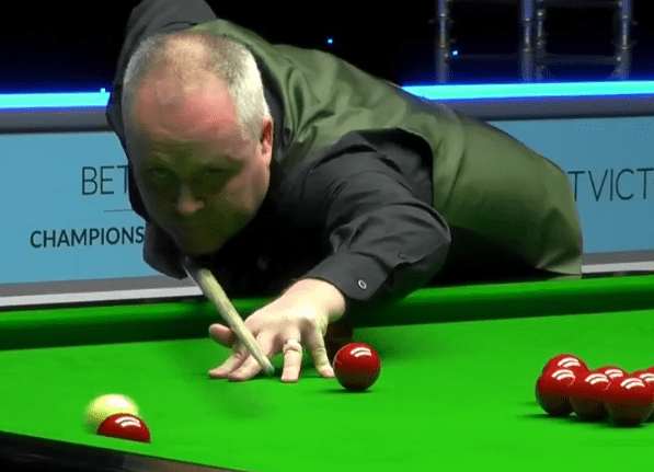 太阳成官网：
1：1！冠军联赛：中国名将意外现身 上演巅峰对决 逼平世界冠军(图3)