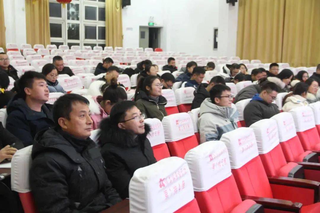 【德育科研】淮外:重视评语写作 推进德育科研|太阳成官网(图6)
【德育科研】淮外:重视评语写作 推进德育科研|太阳成官网(图6)