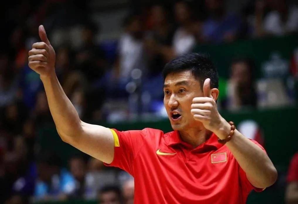 ‘太阳集团tyc’
中国男篮集训名单宣布！胡明轩、徐杰、祝铭震入选！张宁太遗憾了(图5)