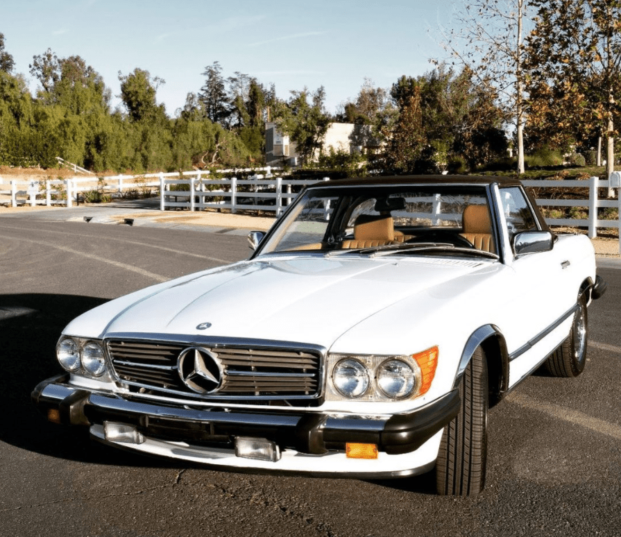 NBA球星太太爱送车?韦德生日爱妻送64万大奔 家人还穿同款庆祝“太阳集团tyc”(图8)
NBA球星太太爱送车?韦德生日爱妻送64万大奔 家人还穿同款庆祝“太阳集团tyc”(图8)