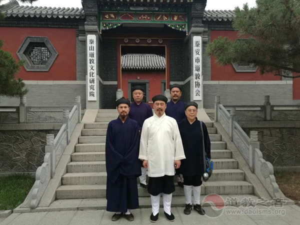 你发朋侪圈会设定分组可见吗?也许你已被挚友分组可见了‘太阳成官网’(图3) 太阳集团tyc